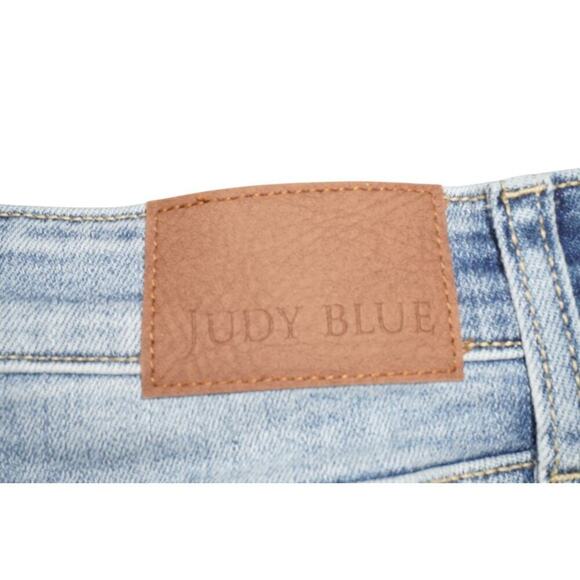 Judy Blue Light Wash Straight Fit Jeans – Size 7/28 - Picture 3 of 5
